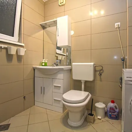 Apartment Davor 2231